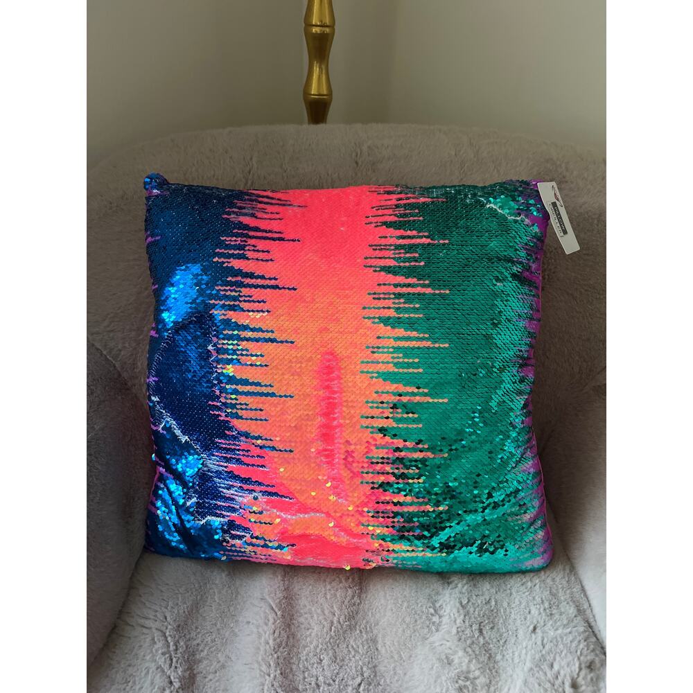 Fashion Angels Magic Pillow-Ombre Pink Sequin/Velvet Decorative Throw Pillow